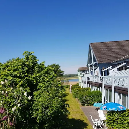 Mit Balkon Und Seeblick Im 1 Og Апарт-готель Sellin (Rugen)