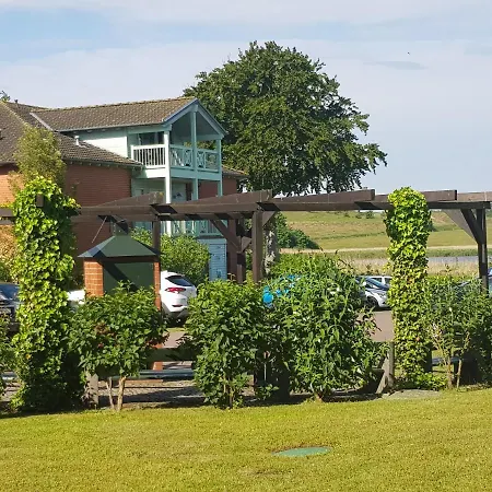 Mit Balkon Und Seeblick Im 1 Og Appart hôtel