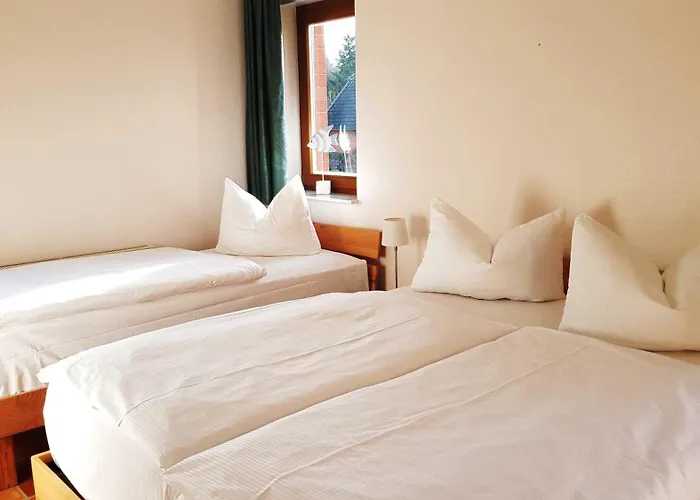 Aparthotel Mit Balkon Und Seeblick Im 1 Og 3*