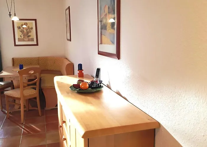 Aparthotel Mit Balkon Und Seeblick Im 1 Og 3*