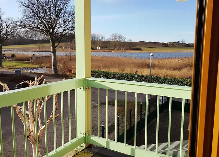 Aparthotel Mit Balkon Und Seeblick Im 1 Og Sellin (Rugen)